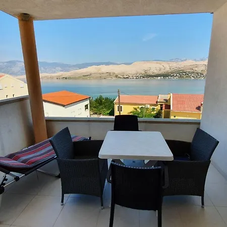 Sunny Deluxe With 2 Ac And Seaview