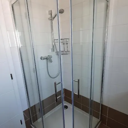 Sunny Deluxe Apartment Pag Town