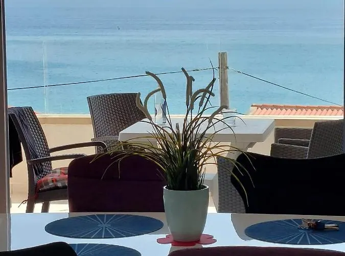 Sunny Deluxe With 2 Ac And Seaview * Pag Town