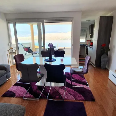 Daire Sunny Deluxe With 2 Ac And Seaview *