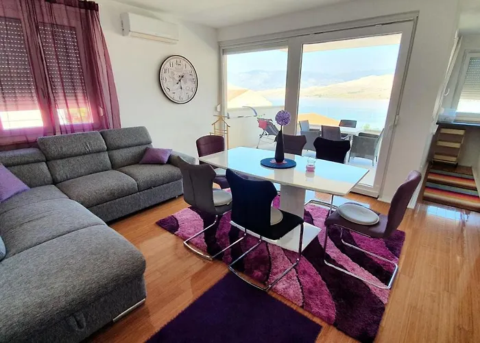 Sunny Deluxe With 2 Ac And Seaview Daire Pag Town